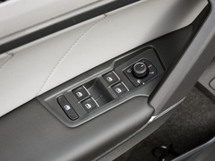 2024款 300TSI 两驱豪华Plus进阶版