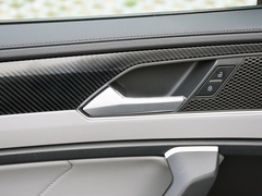 2024款 300TSI 两驱豪华Plus进阶版