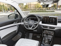 2024款 300TSI 两驱豪华Plus进阶版