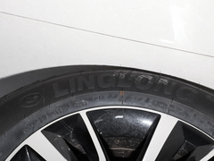 风行T5 2023款 盛世款  1.6L 手动筑梦版 五座