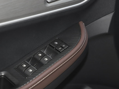 2023款 盛世款  1.6L 手动筑梦版 五座