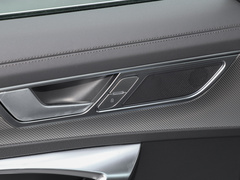 奥迪A6L 2024款 45 TFSI 臻选动感型