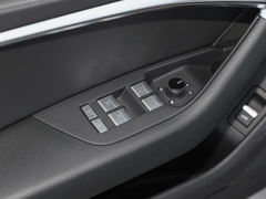 2024款 45 TFSI 臻选动感型