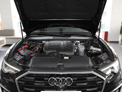 2024款 45 TFSI quattro 尊享动感型