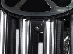 2023款 2.0T 自动两驱豪华版 7座