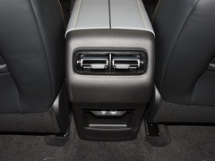 2024款 2.0T 城市猎人版 侠客型