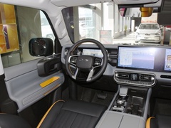2024款 2.0T 城市猎人版 侠客型