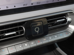2024款 2.0T 城市猎人版 侠客型