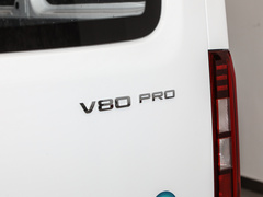 2024款 Pro 2.0T手动长轴中顶7座 