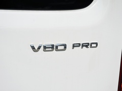 2024款 Pro 2.0T手动长轴中顶7座 