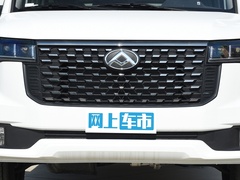 2024款 Pro 2.0T手动长轴中顶7座 