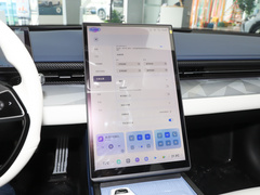 2024款 580 AWD 运动版