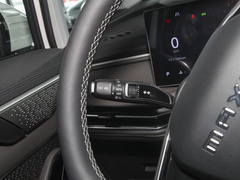 2023款 2.0T 舒享版