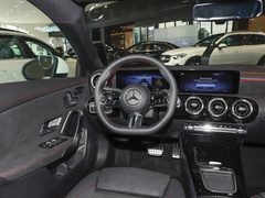 2024款 CLA 200
