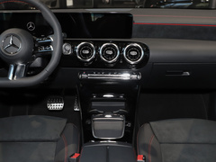 2024款 CLA 200
