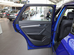 奥迪Q5L 2024款 40 TFSI 豪华动感型