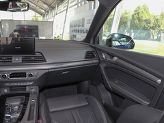 2024款 40 TFSI 豪华动感型
