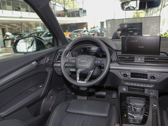 2024款 40 TFSI 豪华动感型