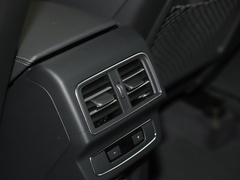 2024款 45 TFSI 豪华动感型