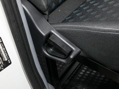 2024款 Pro 2.0T 自动城市版短轴低顶6座 
