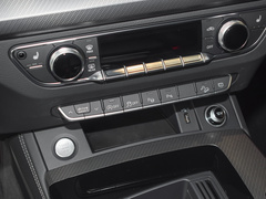 2024款 40 TFSI 豪华型