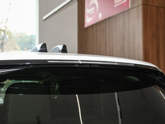 2024款 3.0 L6 400PS 盛世加长版 七座