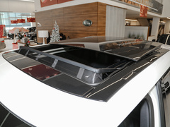 2024款 3.0 L6 400PS 盛世加长版 七座