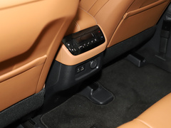 2024款 2.0T 四驱卓越版