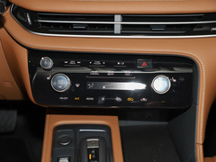 2024款 2.0T 四驱卓越版