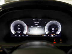 2024款 2.0T 四驱卓越版