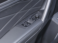 2024款 300TSI 自动两驱智享版