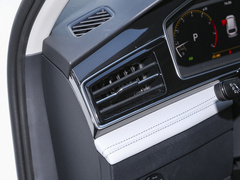 2024款 300TSI 自动两驱智享版