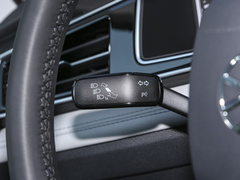 2024款 300TSI 自动两驱智享版