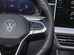 2024款 300TSI 自动两驱智享版