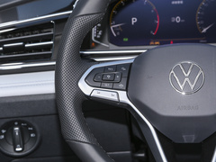 2024款 300TSI 自动两驱智享版