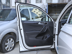 2024款 300TSI 自动两驱智享版