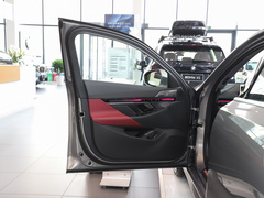 2024款 530Li 领先型 豪华套装