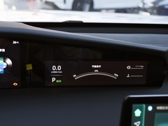 2024款 2.0T 两驱全球行版