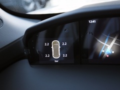 2024款 2.0T 两驱全球行版