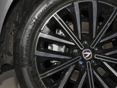 2024款 2.0T 两驱悦享型