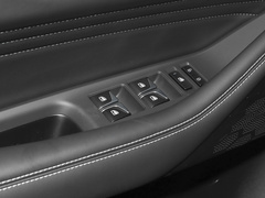 2024款 2.0T 两驱悦享型