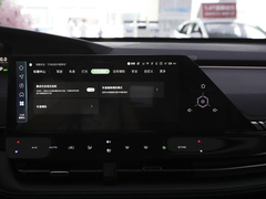 2024款 2.0T 两驱悦享型