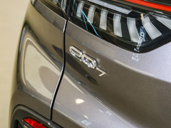 2023款 512km 超享版