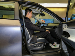 2023款 512km 超享版