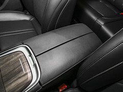 2023款 1.5L DE-i 100KM畅享型 7座