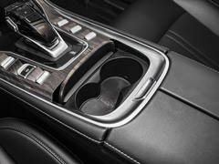 2023款 1.5L DE-i 100KM畅享型 7座