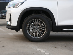 2024款 1.5T 手动洋房 5座 