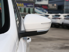 2024款 1.5T 手动洋房 5座 