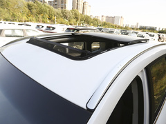 2024款 1.5T 手动洋房 7座 