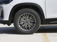 2024款 1.5T 手动洋房 7座 